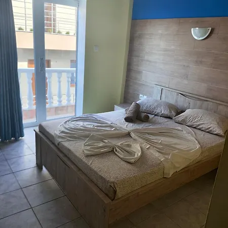 Aparthotel Ifigenia Plaz