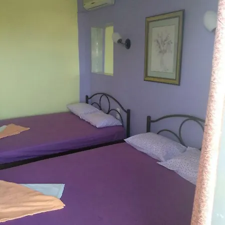 Aparthotel Ifigenia Plaz *