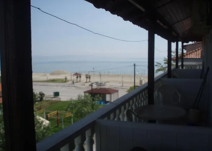 Ifigenia Plaz Paralía