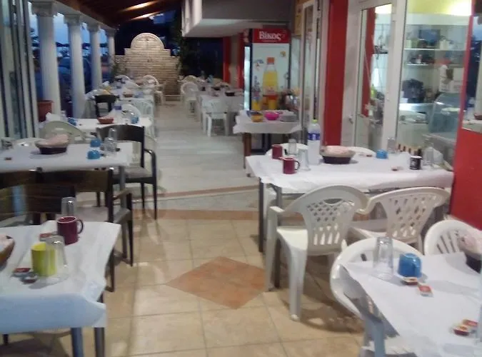 Ifigenia Plaz Paralía